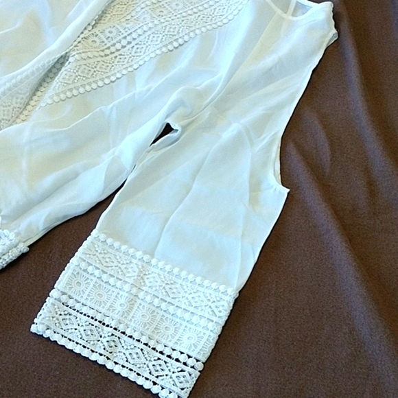 NEW Worthington White Top Blouse Pullover Cold Shoulder 3/4 Slve Crochet Lace Sm - Picture 2 of 8